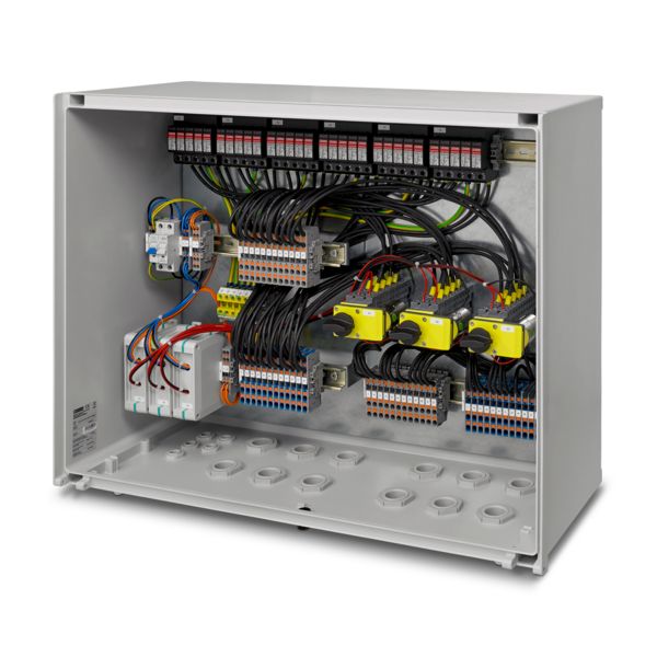 SOL-SC-2ST-0-DC-12MPPT-1300EQS — Соединительные коробки генераторов